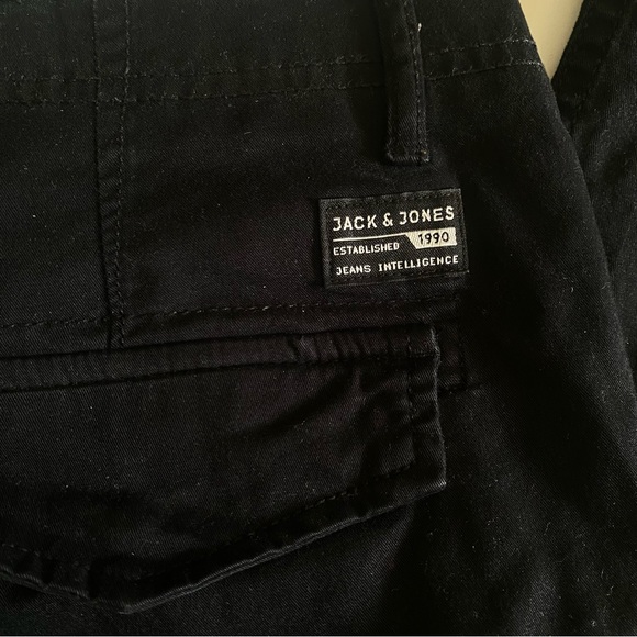 Black Jack And Jones Cargo Pants - Picture 5 of 7
